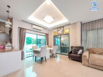 *****บ้านเดี่ยวมือสองย่านนนทบุรี ม.ลัดดาวิลล์4 บ้านกล้วย-ไทรน้อย บ้านสวยหลังใหญ่ เนื้อที่มากสุดถึง 53.4 ตร.ว. ฟังก์ชันครบ 4 ห้องนอน 3 ห้องน้ำ 2 ที่จอดรถ บนทำเลศักยภาพ ใกล้จุดขึ้นทางด่วน "กาญจนาภิเษก" เพียง 15 นาทีก็ถึงรถไฟฟ้าสายสีม่วง "สถานีคลองบางไผ่" ในราคาสุดคุ้ม!